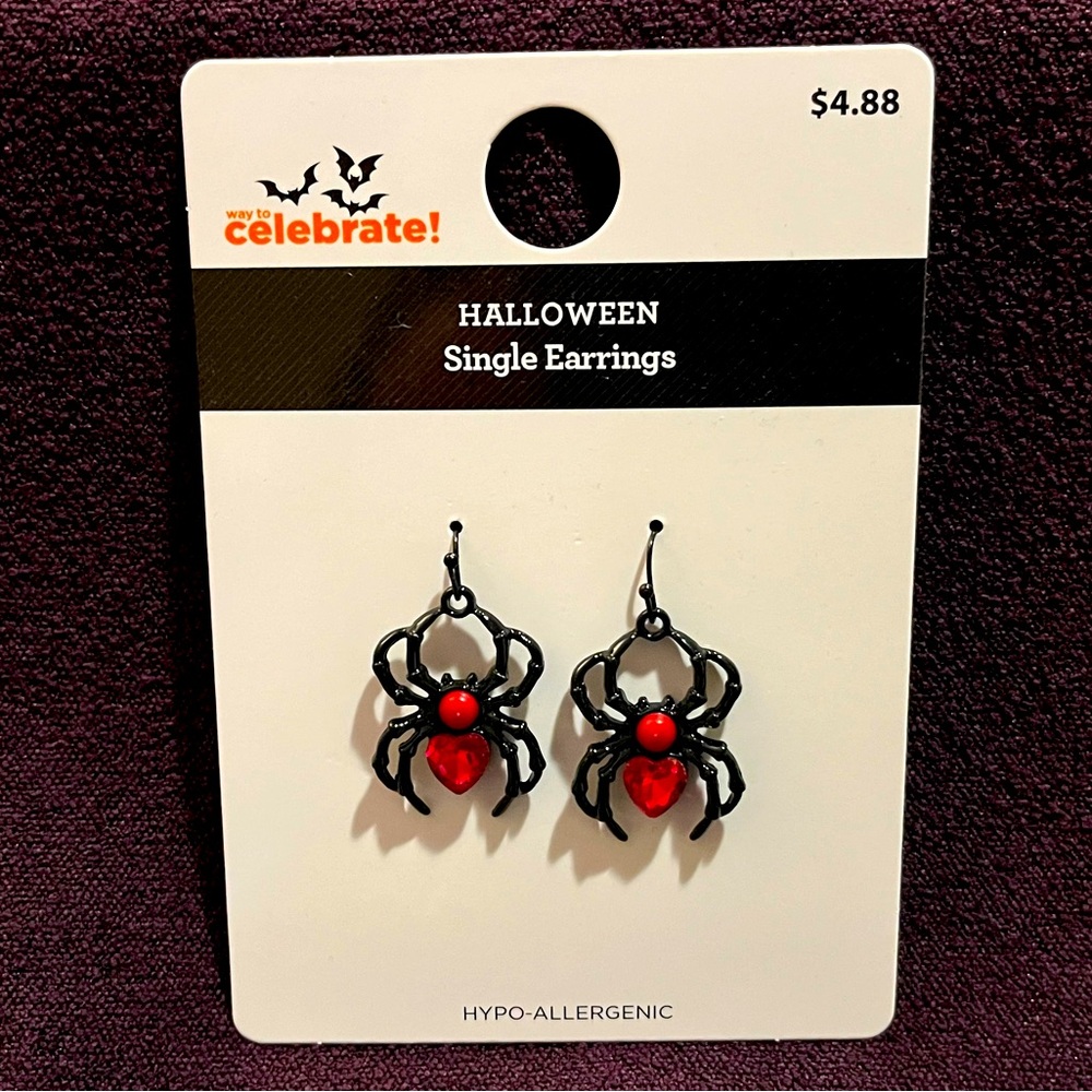 Earrings - Fun Black Widow Earrings - Black & Red - New With Tags